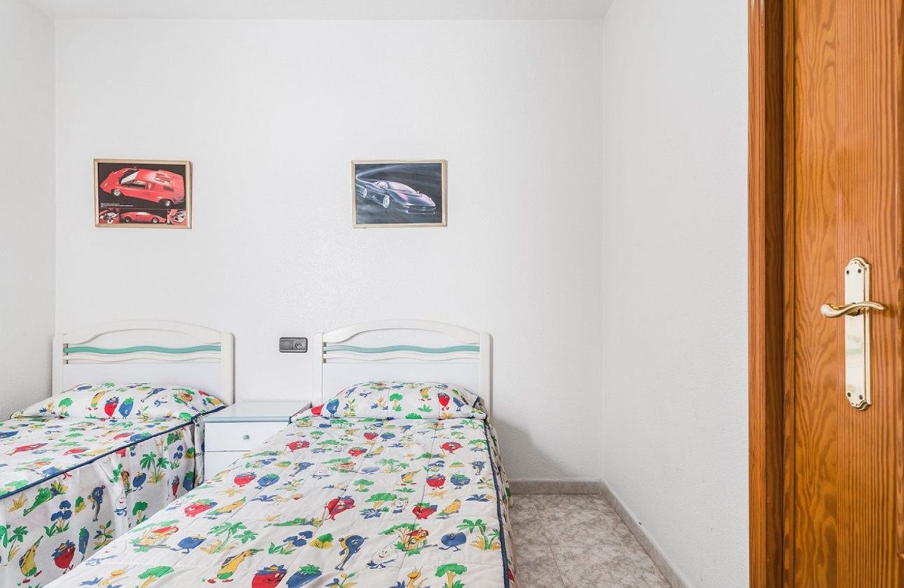 Rynek wtórny - Szeregowiec - Orihuela Costa - Playa Flamenca