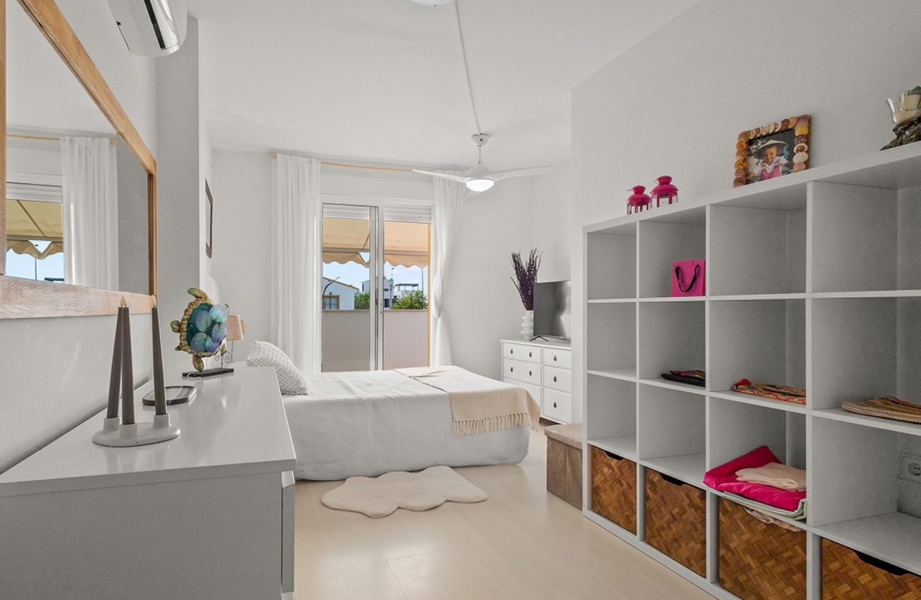 Rynek wtórny - Bliźniak - Torre de la Horadada - Pueblo Latino