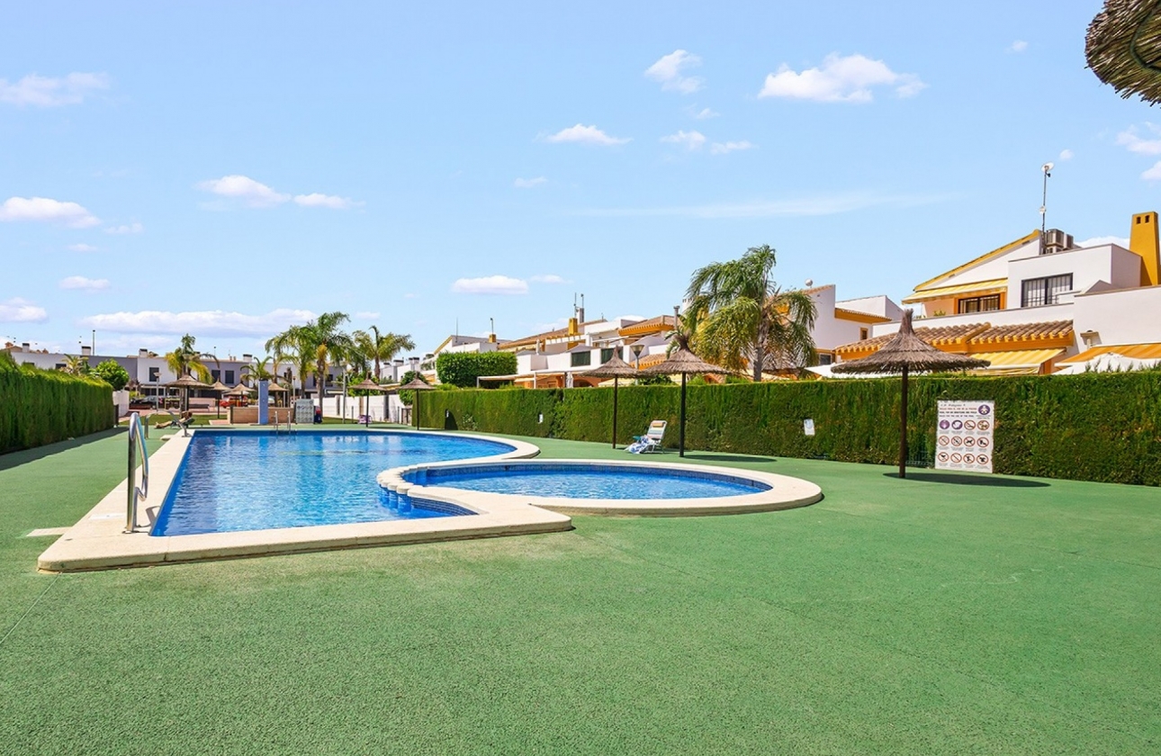 Rynek wtórny - Bliźniak - Torre de la Horadada - Pueblo Latino