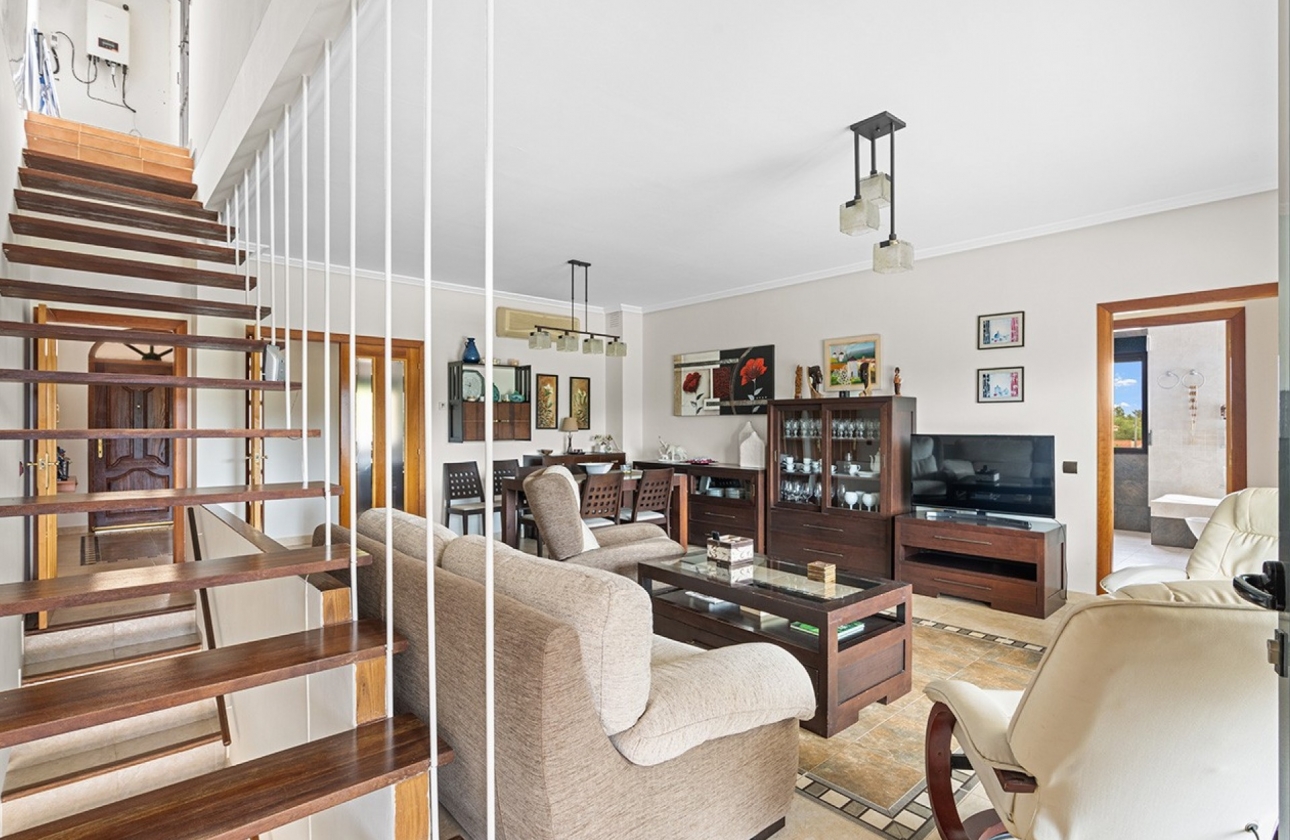 Rynek wtórny - Villa - Alicante - Rebolledo