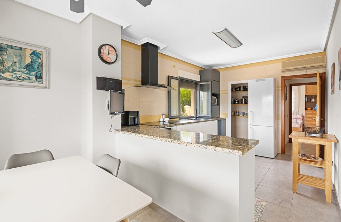 Rynek wtórny - Villa - Alicante - Rebolledo