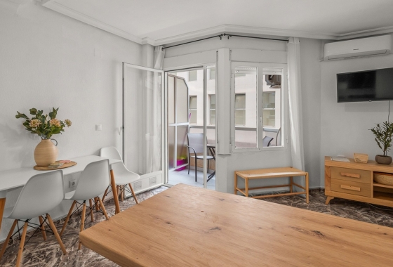 Rynek wtórny - Apartament - Torrevieja - Playa del Cura