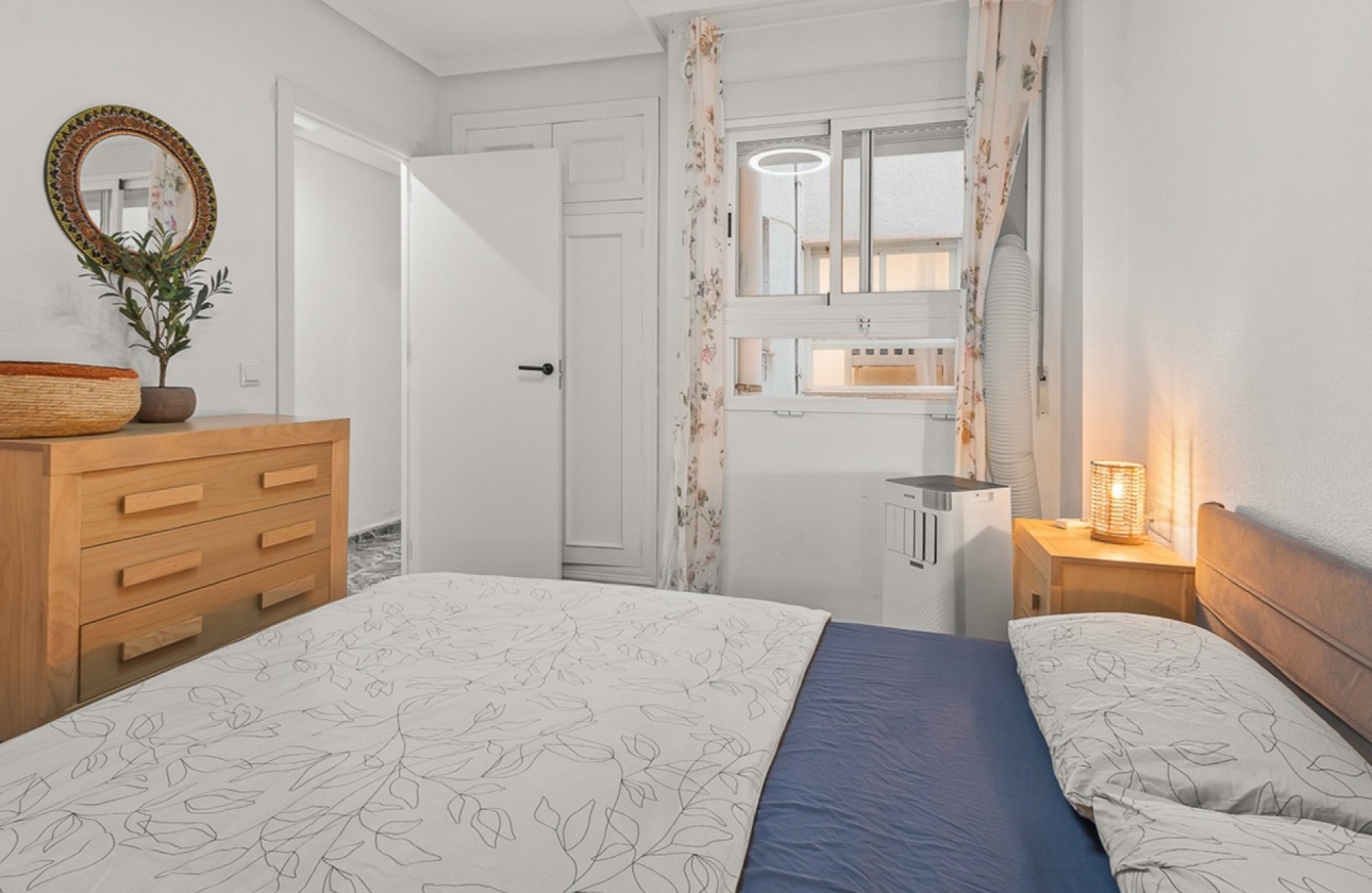 Rynek wtórny - Apartament - Torrevieja - Playa del Cura