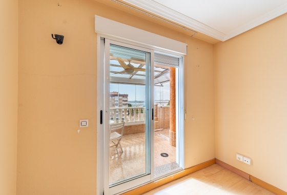 Resale - Penthouse - Torrevieja - Puerto