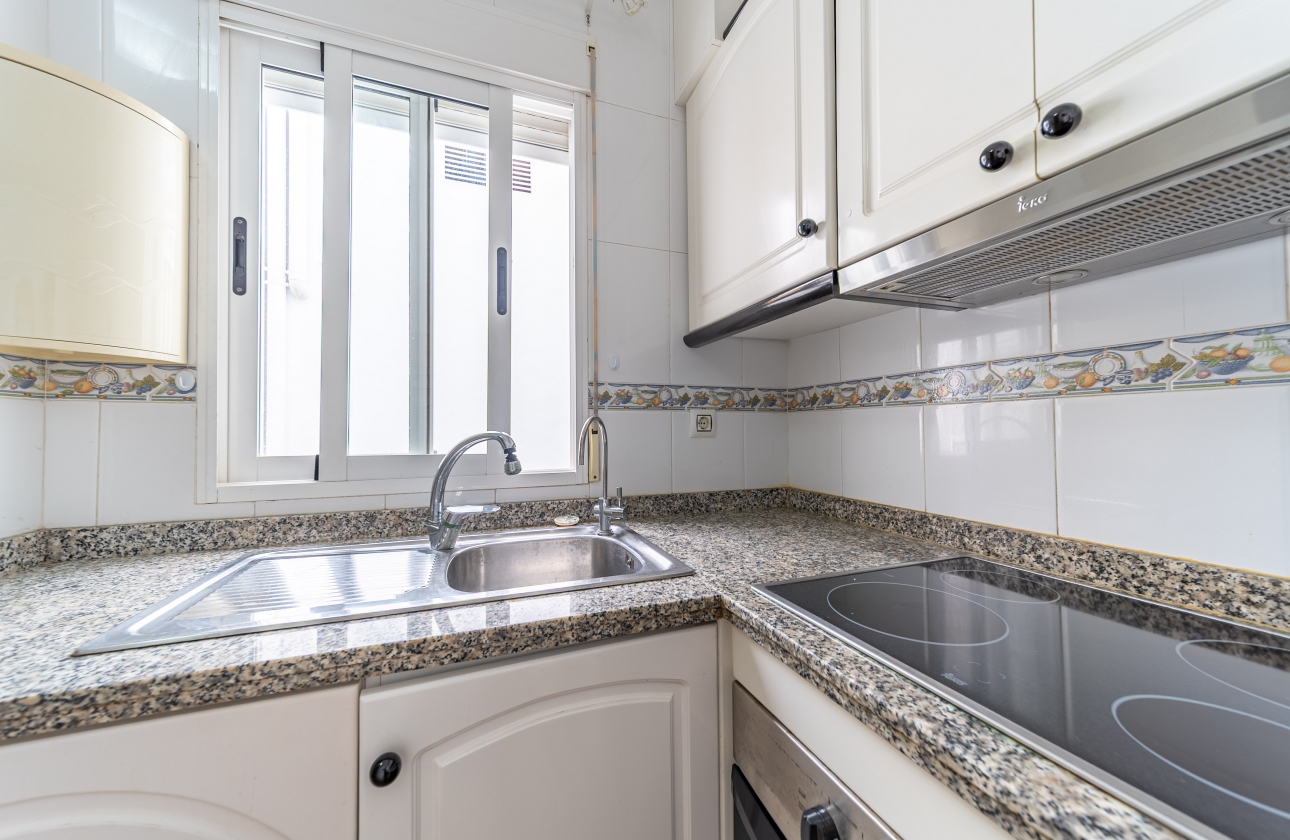 Resale - Penthouse - Torrevieja - Puerto