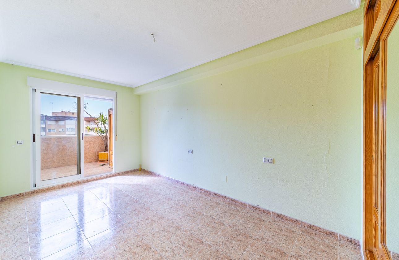 Resale - Penthouse - Torrevieja - Puerto