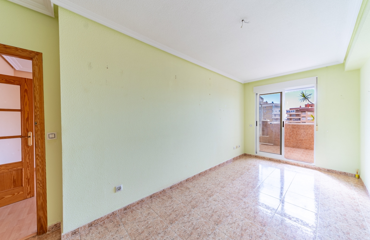 Resale - Penthouse - Torrevieja - Puerto