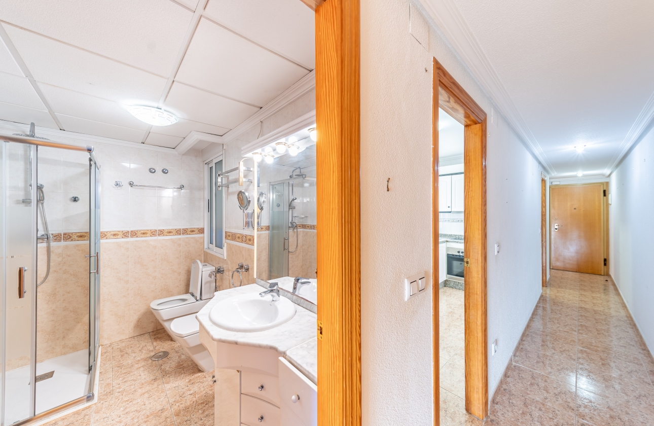 Resale - Penthouse - Torrevieja - Puerto