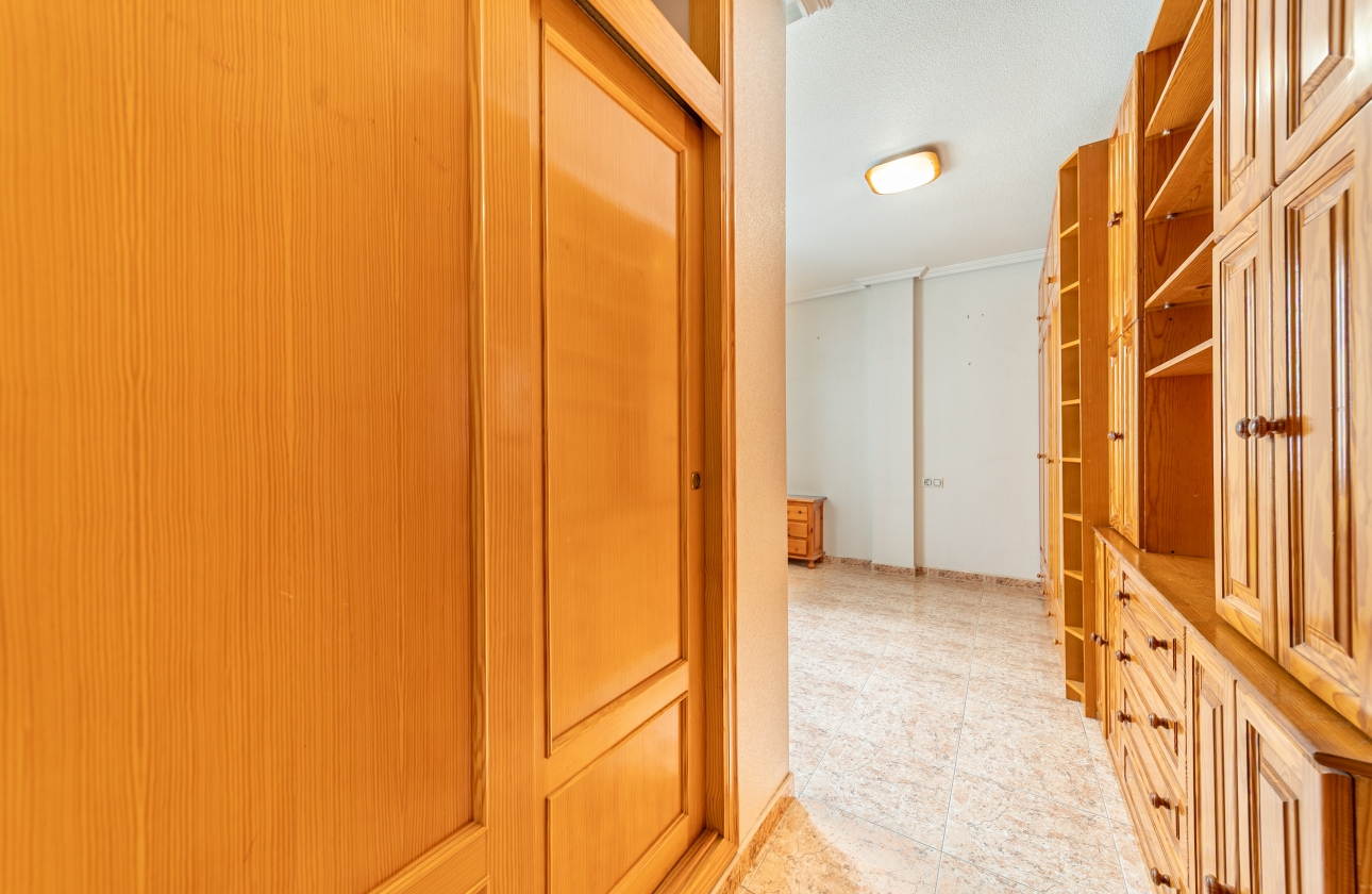 Resale - Penthouse - Torrevieja - Puerto