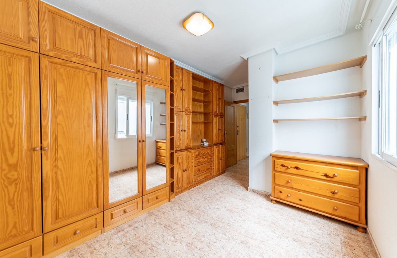 Resale - Penthouse - Torrevieja - Puerto