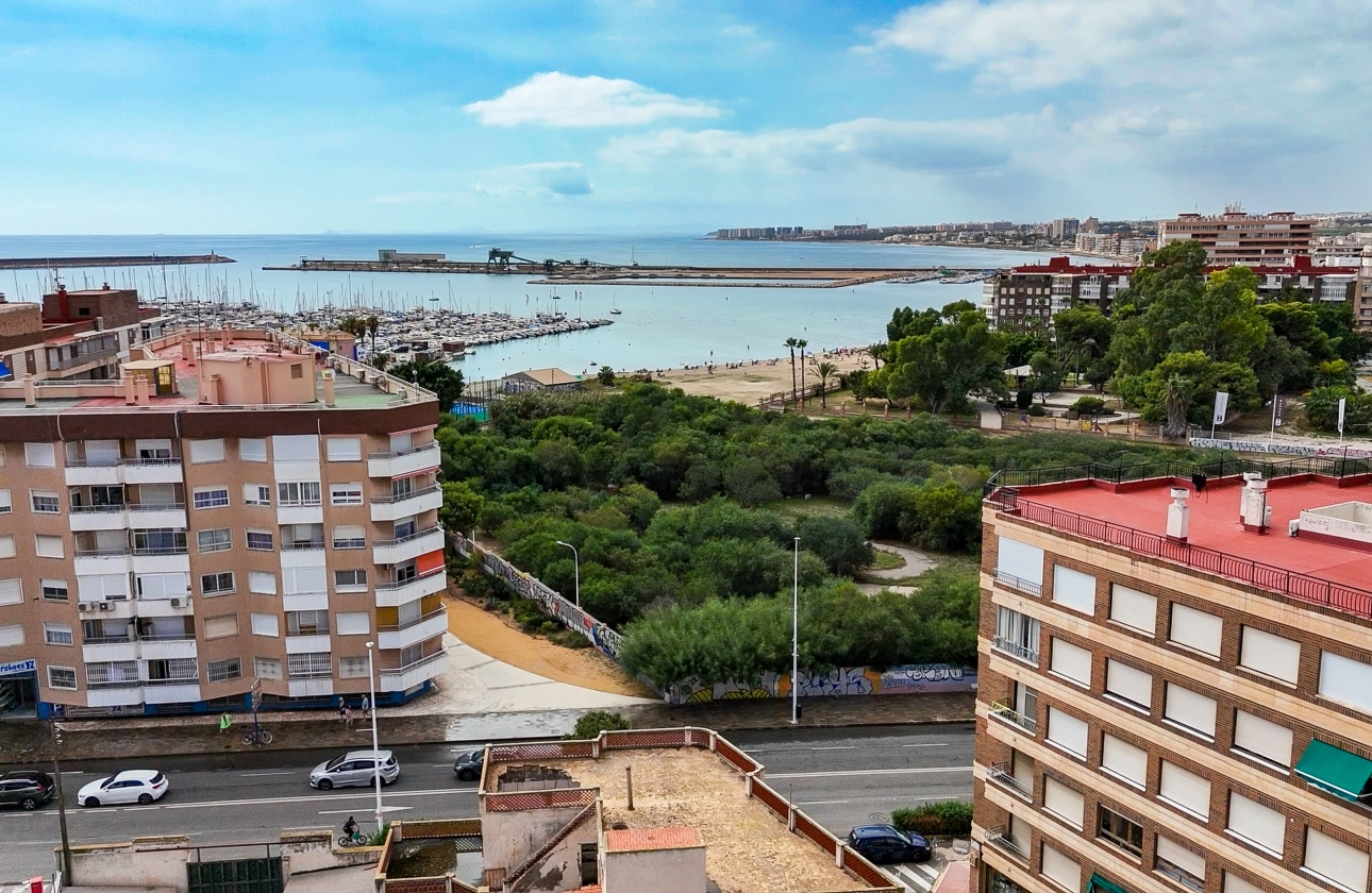 Resale - Penthouse - Torrevieja - Puerto