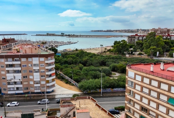 Resale - Penthouse - Torrevieja - Puerto