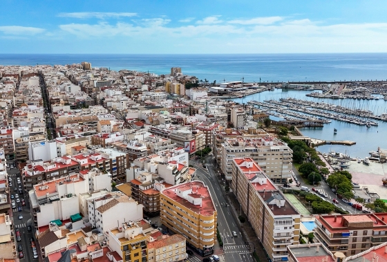 Resale - Penthouse - Torrevieja - Puerto