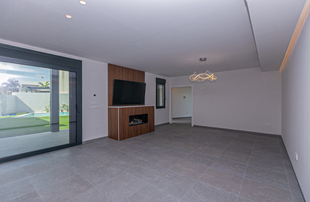 Rynek pierwotny - Villa - San Pedro del Pinatar