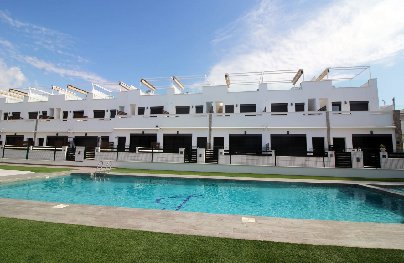 Obra nueva - Adosado - Pilar de la Horadada