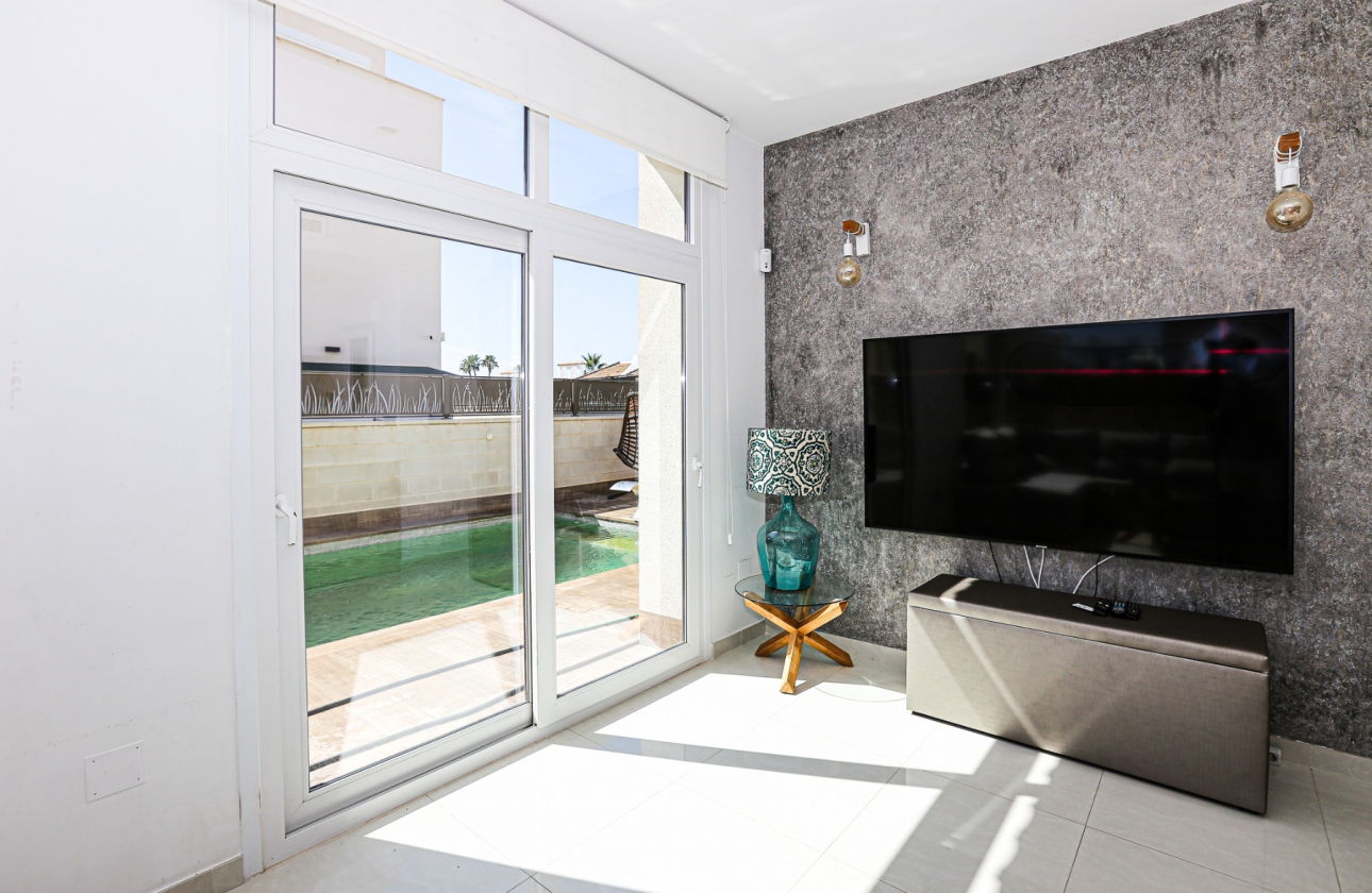 Rynek wtórny - Villa - Ciudad Quesada - Doña Pepa