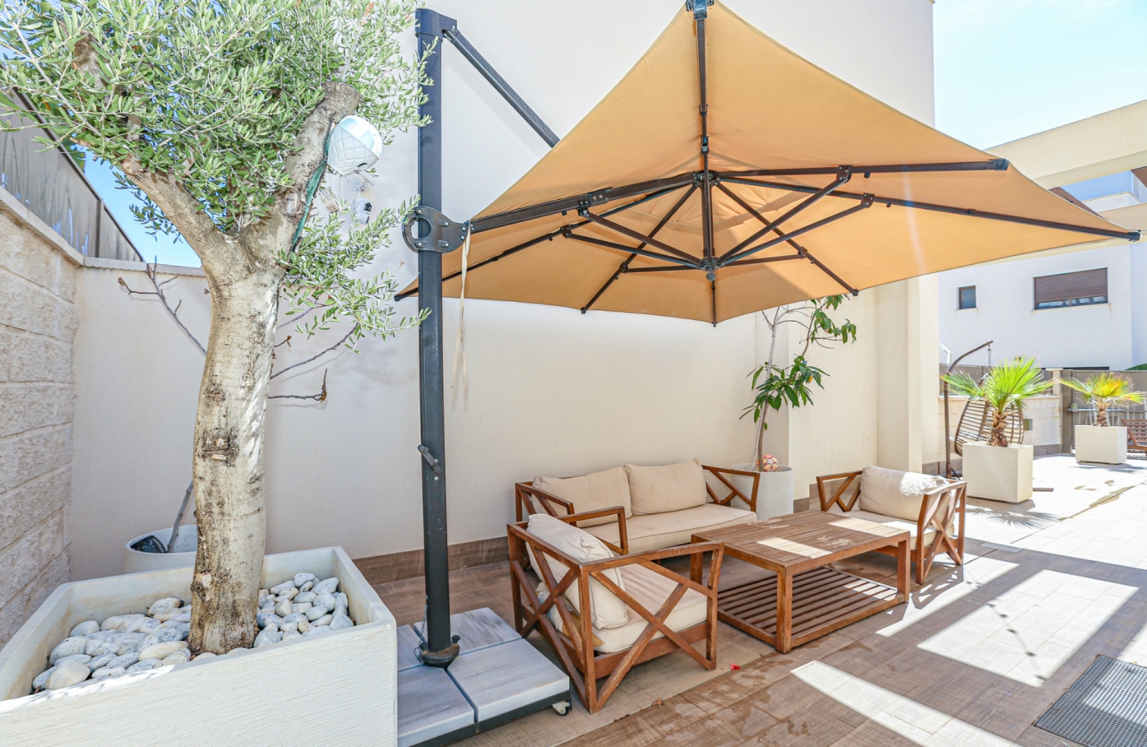 Rynek wtórny - Villa - Ciudad Quesada - Doña Pepa