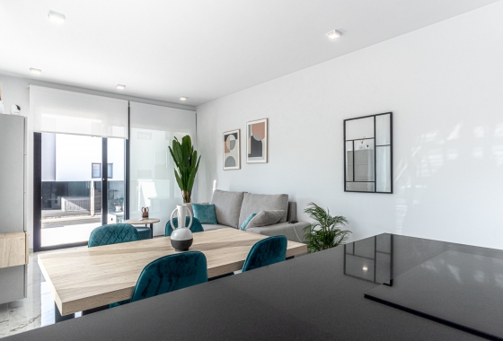 Resale - Apartment - Los Altos