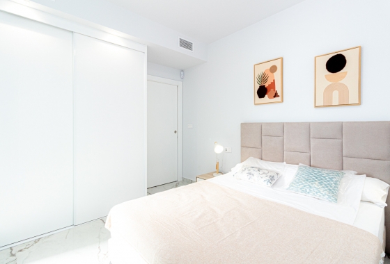 Resale - Apartment - Los Altos