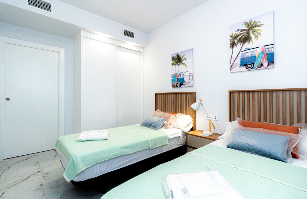 Resale - Apartment - Los Altos