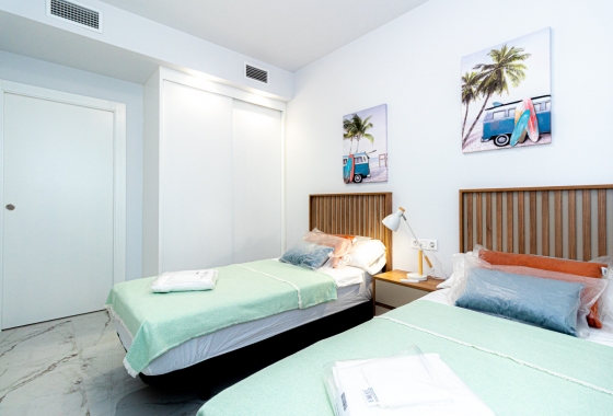 Resale - Apartment - Los Altos