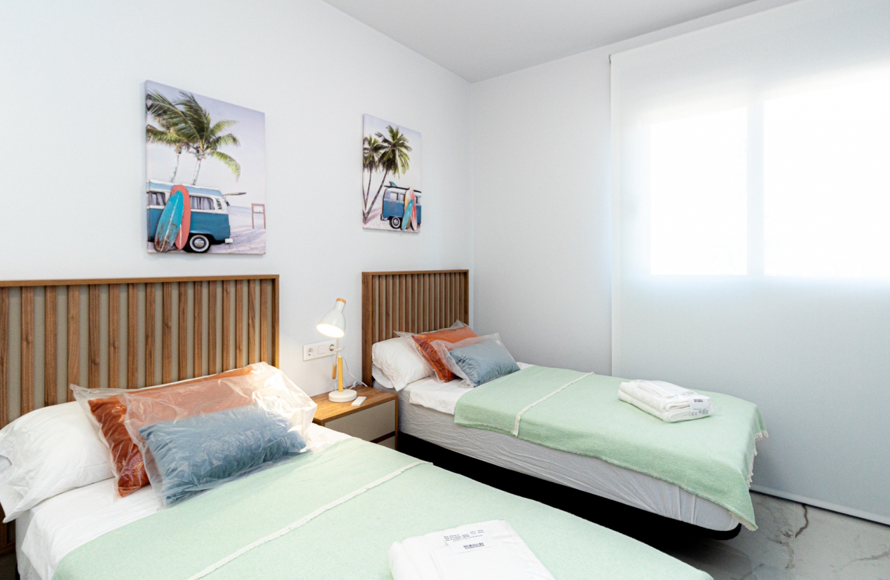 Resale - Apartment - Los Altos