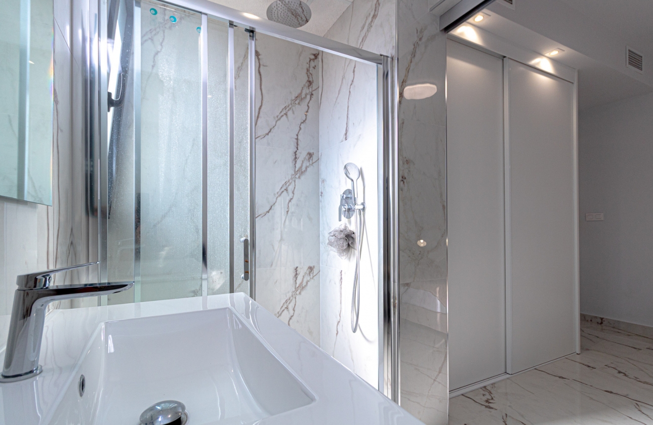 Resale - Apartment - Los Altos