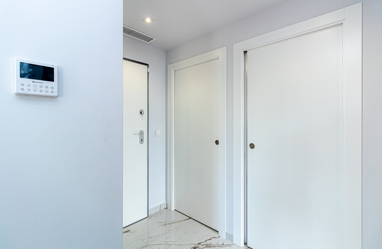 Resale - Apartment - Los Altos