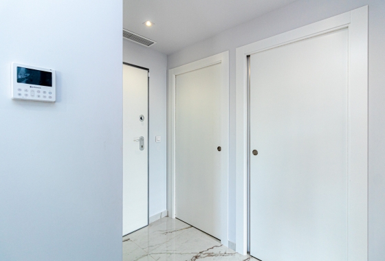 Resale - Apartment - Los Altos