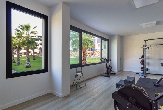 Resale - Apartment - Los Altos