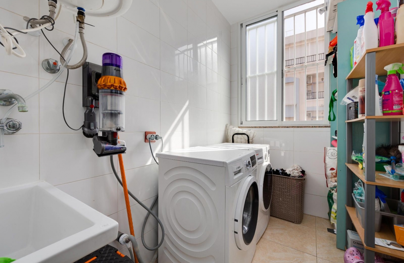 Rynek wtórny - Apartament - Torrevieja - Centro - Muelle Pesquero