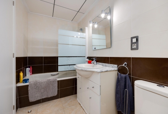 Rynek wtórny - Apartament - Torrevieja - Centro - Muelle Pesquero