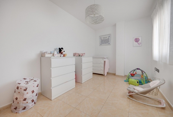 Rynek wtórny - Apartament - Torrevieja - Centro - Muelle Pesquero