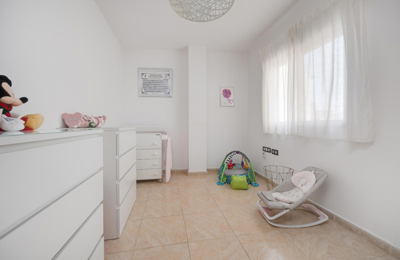 Rynek wtórny - Apartament - Torrevieja - Centro - Muelle Pesquero