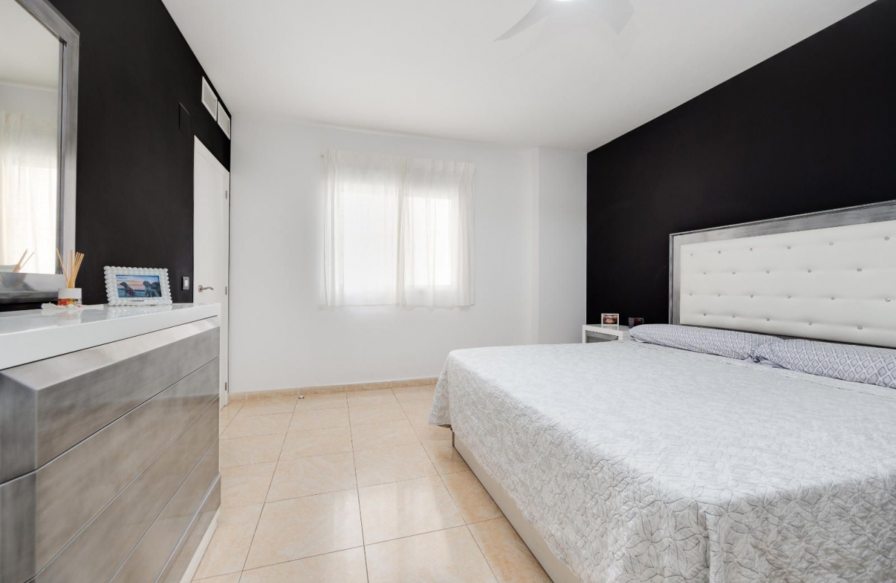 Rynek wtórny - Apartament - Torrevieja - Centro - Muelle Pesquero