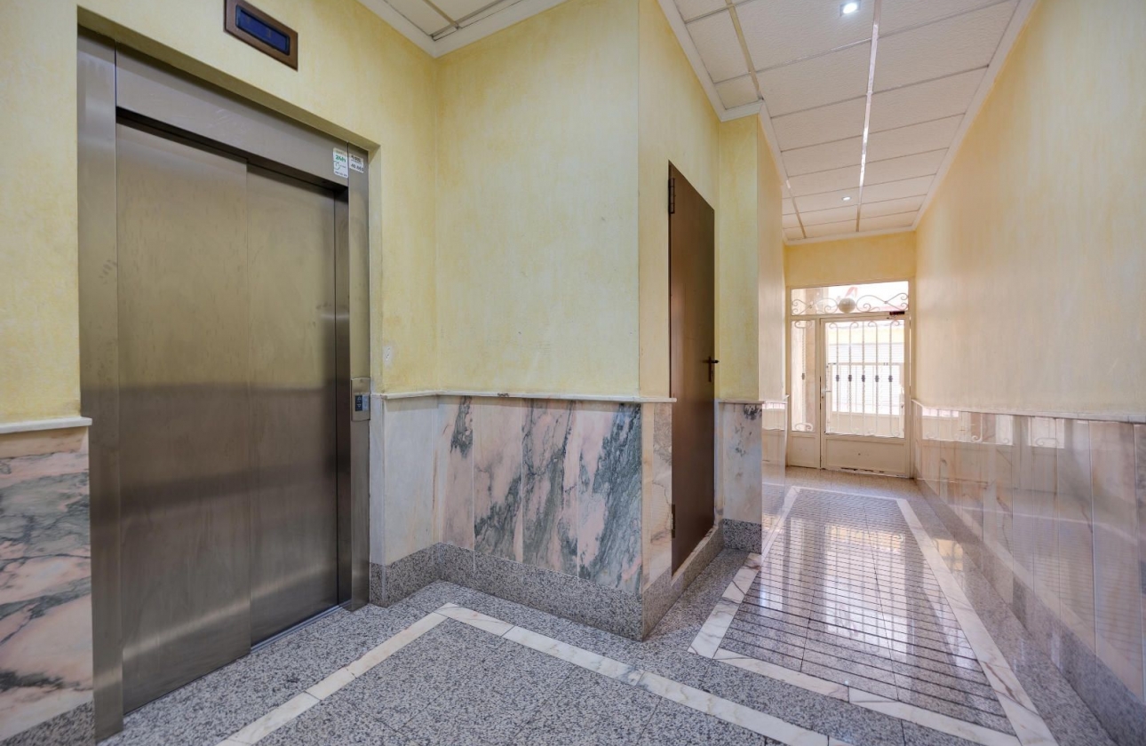 Rynek wtórny - Apartament - Torrevieja - Centro - Muelle Pesquero