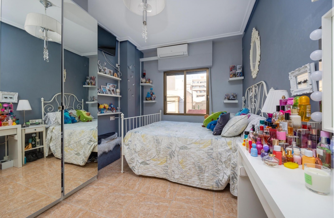 Rynek wtórny - Apartament - Torrevieja - Centro - Muelle Pesquero
