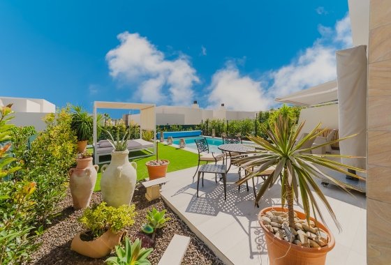 Rynek wtórny - Villa - Algorfa - La Finca Golf