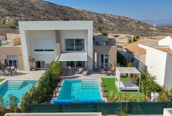 Rynek wtórny - Villa - Algorfa - La Finca Golf