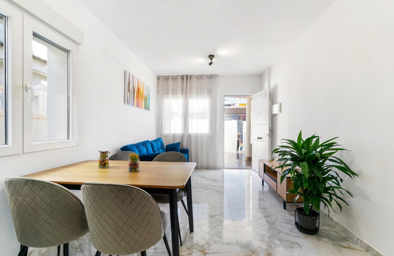 Rynek wtórny - Villa - Torrevieja - El Chaparral