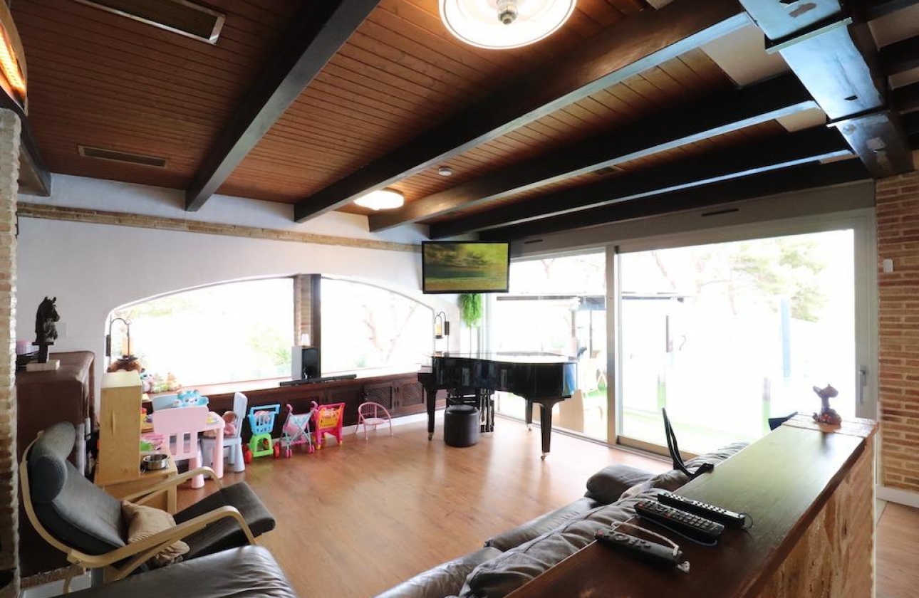 Rynek wtórny - Villa - Orihuela Costa - Montezenia