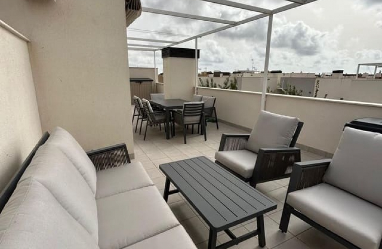 Reventa - Pareado - Santiago de la Ribera