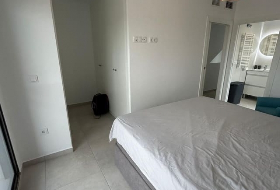 Reventa - Pareado - Santiago de la Ribera