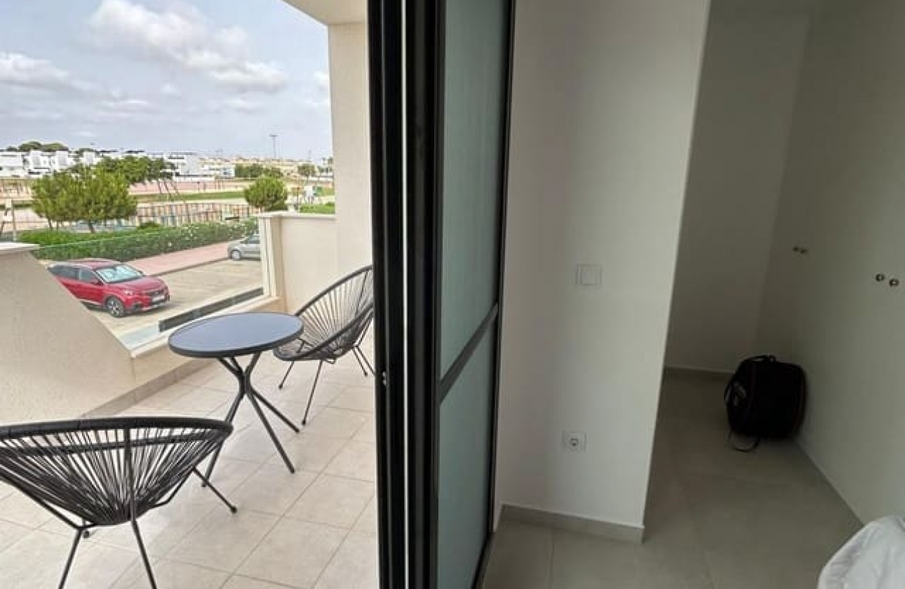 Reventa - Pareado - Santiago de la Ribera