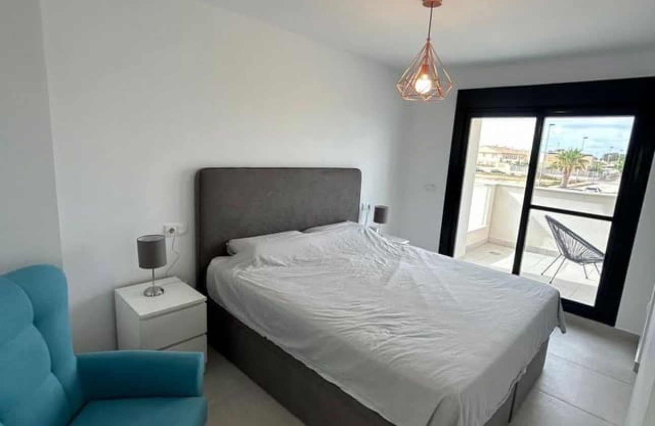 Reventa - Pareado - Santiago de la Ribera