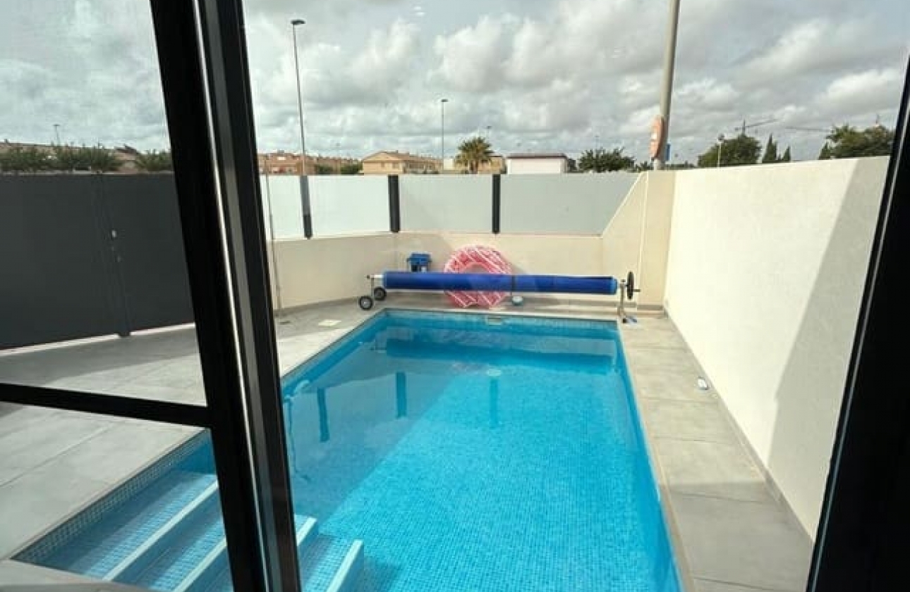 Reventa - Pareado - Santiago de la Ribera