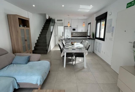 Reventa - Pareado - Santiago de la Ribera