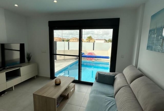 Reventa - Pareado - Santiago de la Ribera