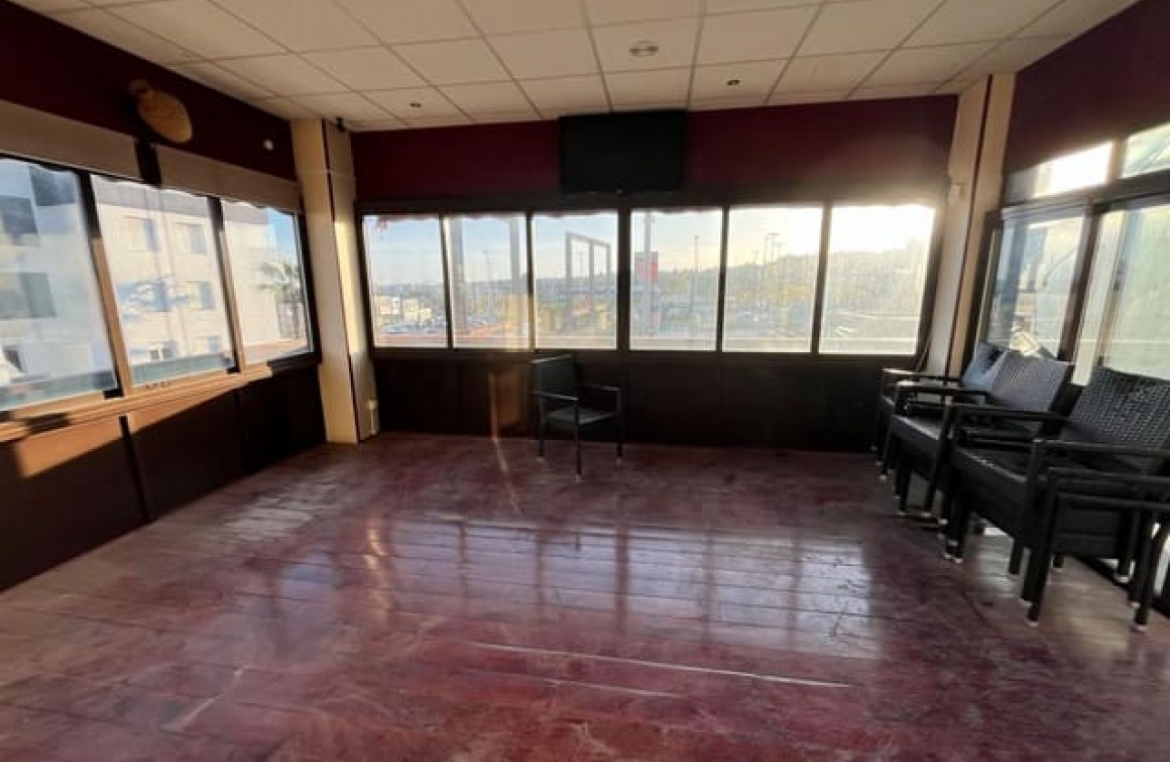 Rynek wtórny - Nieruchomość komercyjna - Orihuela Costa