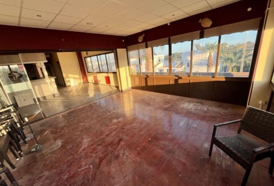 Rynek wtórny - Nieruchomość komercyjna - Orihuela Costa